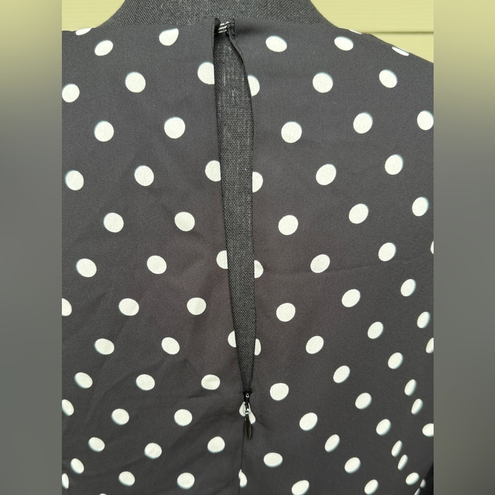 Express Black White Polka Dot Wrap Dress Women’s Size M Knee Length V-Neck - Picture 3 of 5